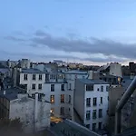 Duplex & Charme De Chalet En Plein Coeur Du Marais