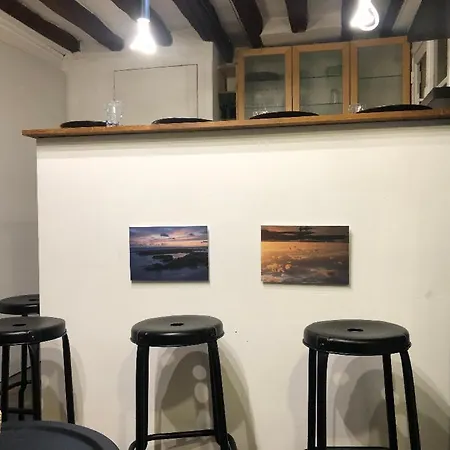 Duplex & Charme De Chalet En Plein Coeur Du Marais