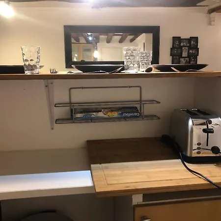 Duplex & Charme De Chalet En Plein Coeur Du Marais Apartment Paris